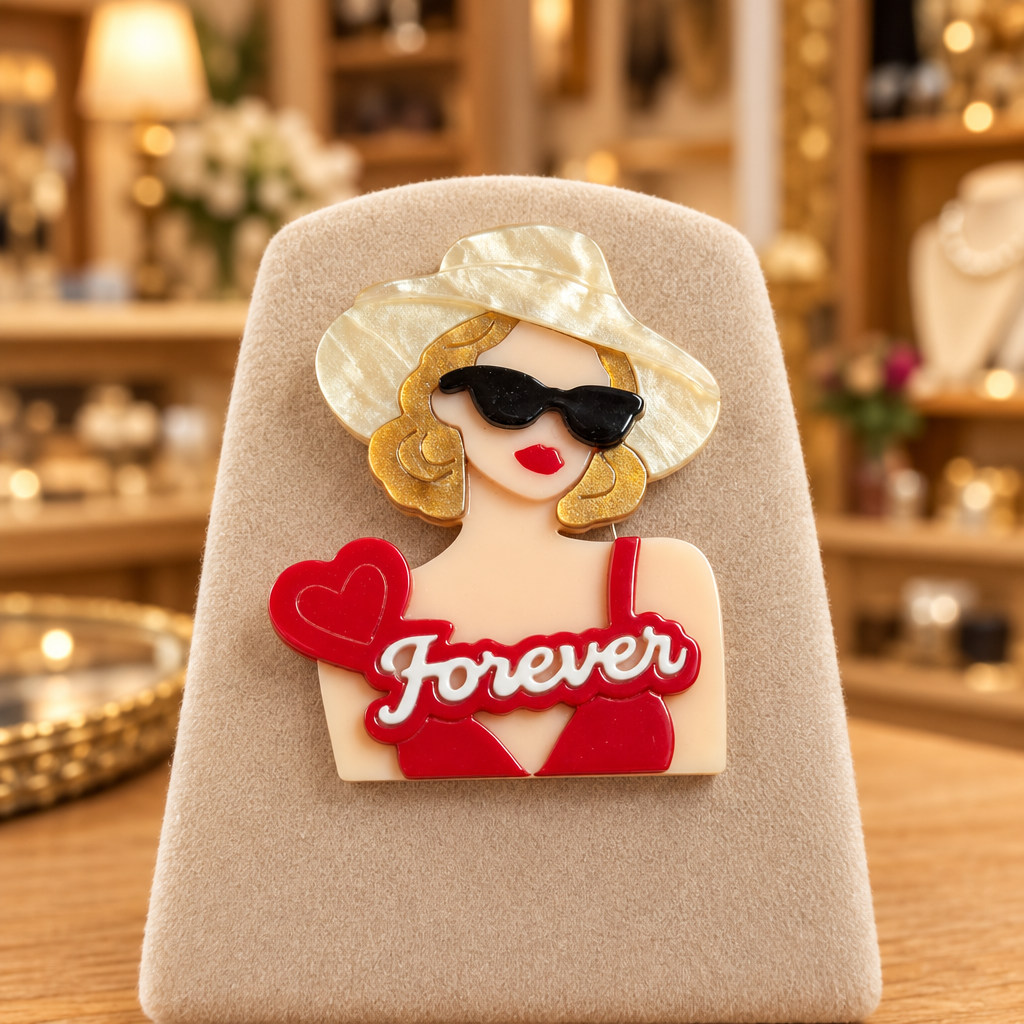 Broche Diva Pin-Up expuesto en una boutique