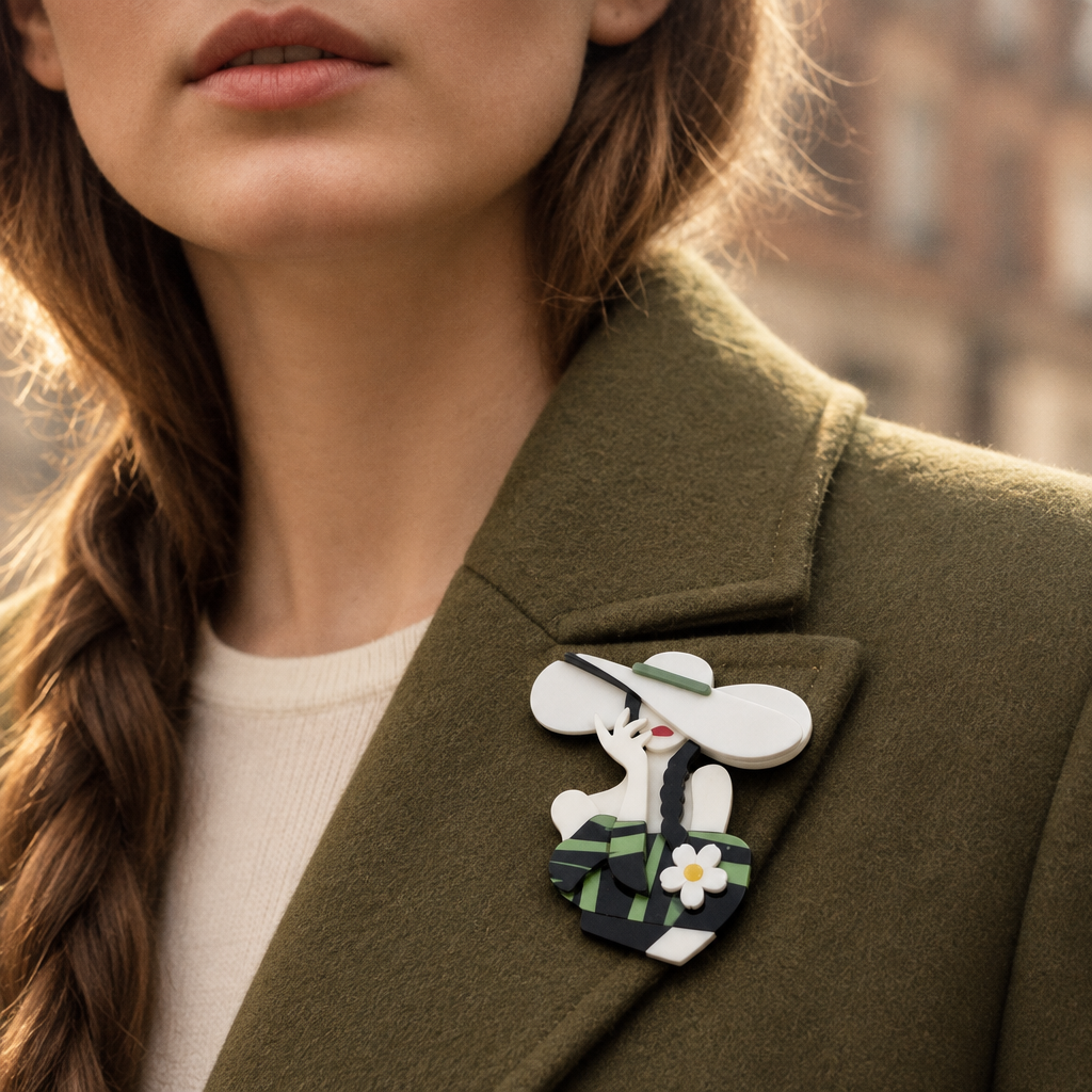 Broche Trenza de Ébano en una modelo