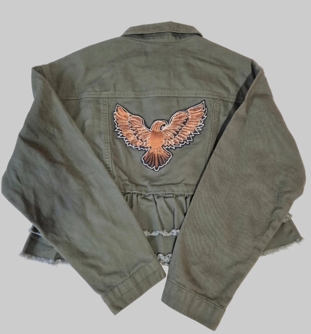 Vista lateral chaqueta denim Águila Imperial artesanal vintage | vaqueraspain