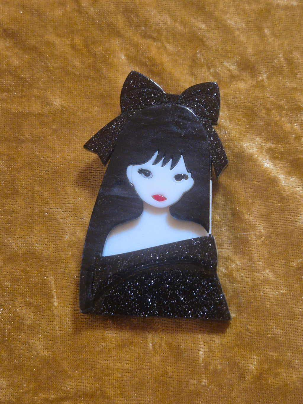 Broche vintage mujer con lazo