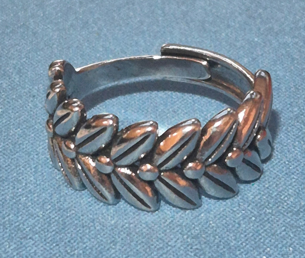 Anillo de acero ajustable bohemio corona de laureles o espigas boho chic | vaqueraspain