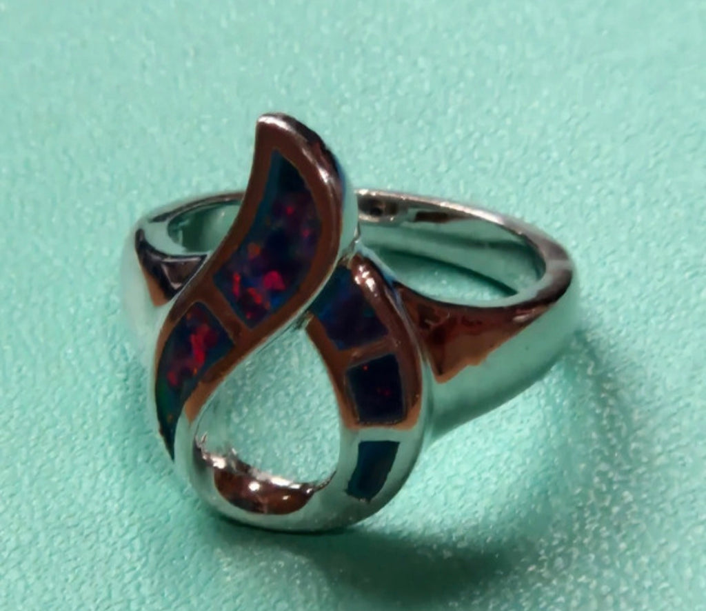 Detalle ópalo negro sintético anillo llama de fuego plata 925 | vaqueraspain