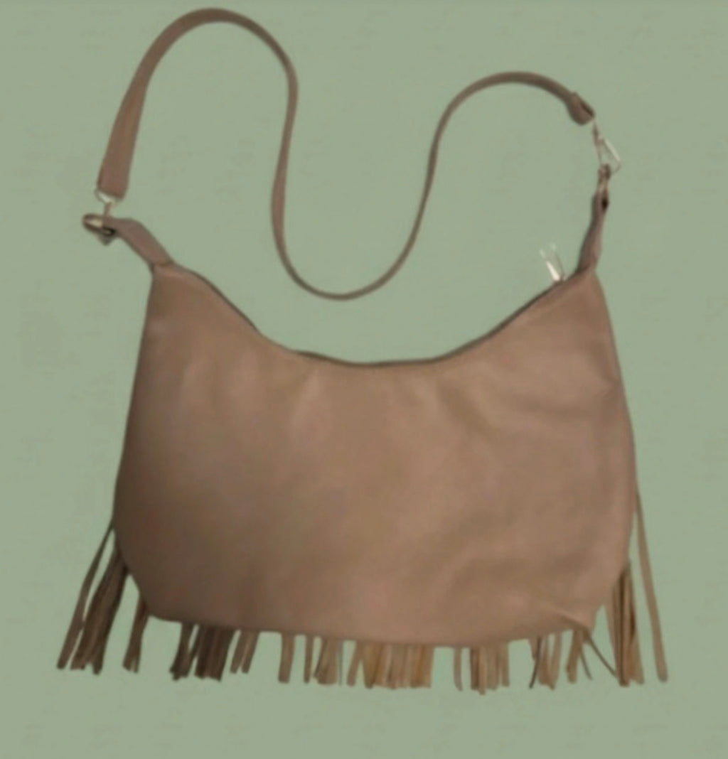 Bolso bohemio flecos camel animal print vista lateral - vaqueraspain
