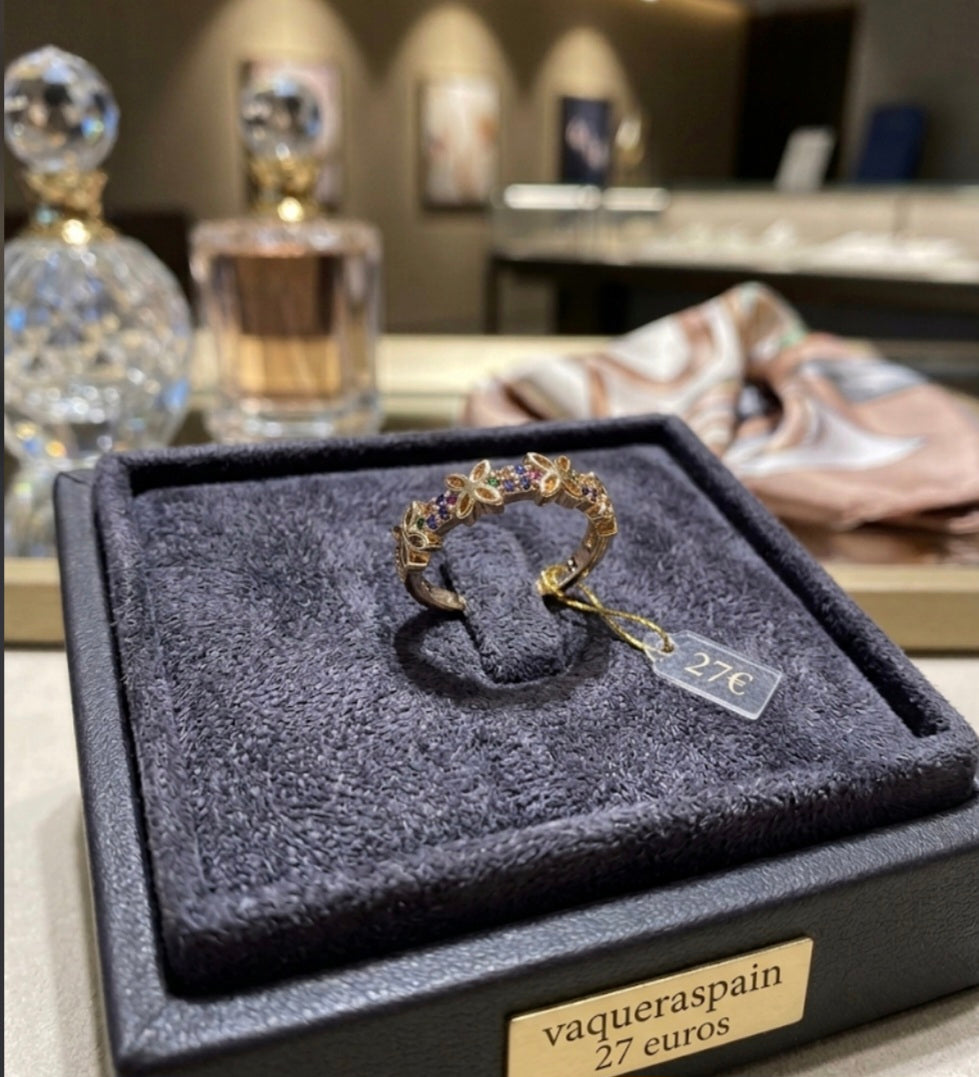 Anillo gold filled 14 K" mariposas caladas con strass colores."
