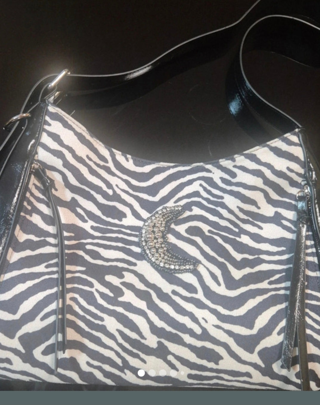 Bolso hobo bohemio media luna brillante animal print cebra cuero sintético | vaqueraspain