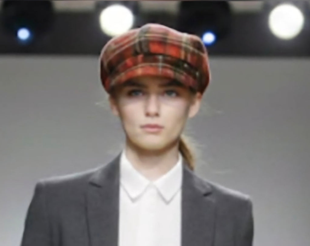 Gorra newsboy cap boho chic de cuadros rojos negro y beige | vaqueraspain
