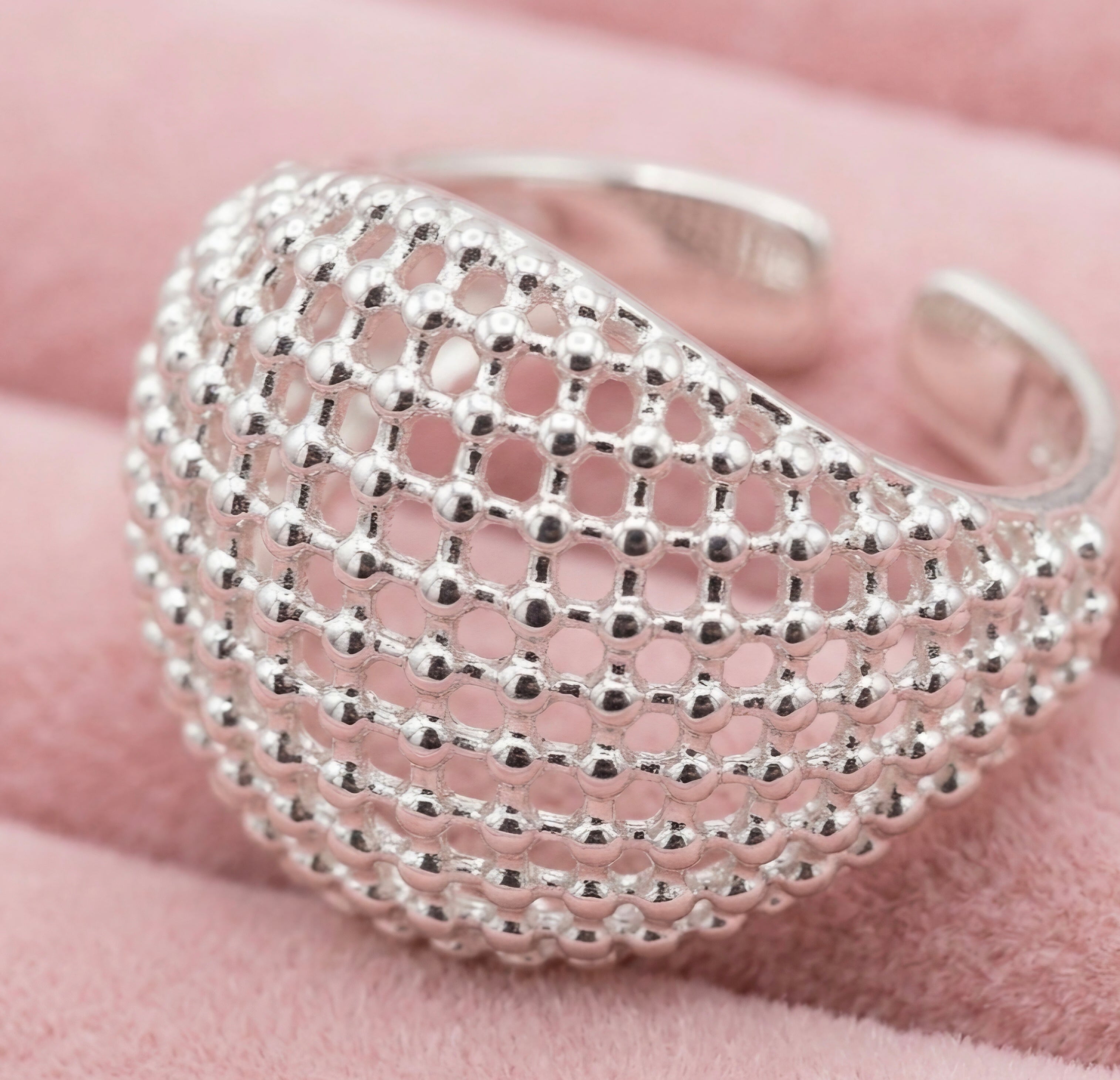 Anillo ajustable cúpula calada estilo bombé plata 925 boho chic | vaqueraspain