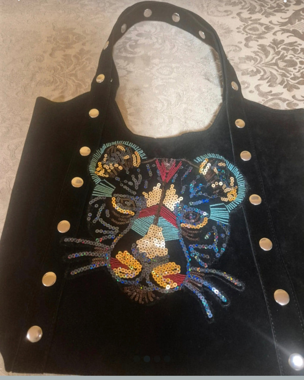 Detalle lentejuelas leopardo bolso tote bohemio étnico boho chic | vaqueraspain