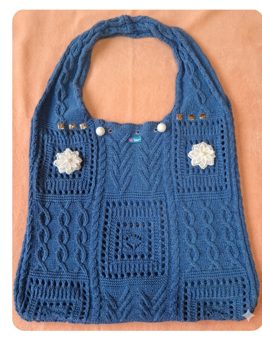 Bolso boho chic de algodón color azul con flores de encaje blancas vintage | vaqueraspain