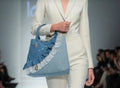 Bolso tote western boho pompones y estrellas vista frontal - vaqueraspain