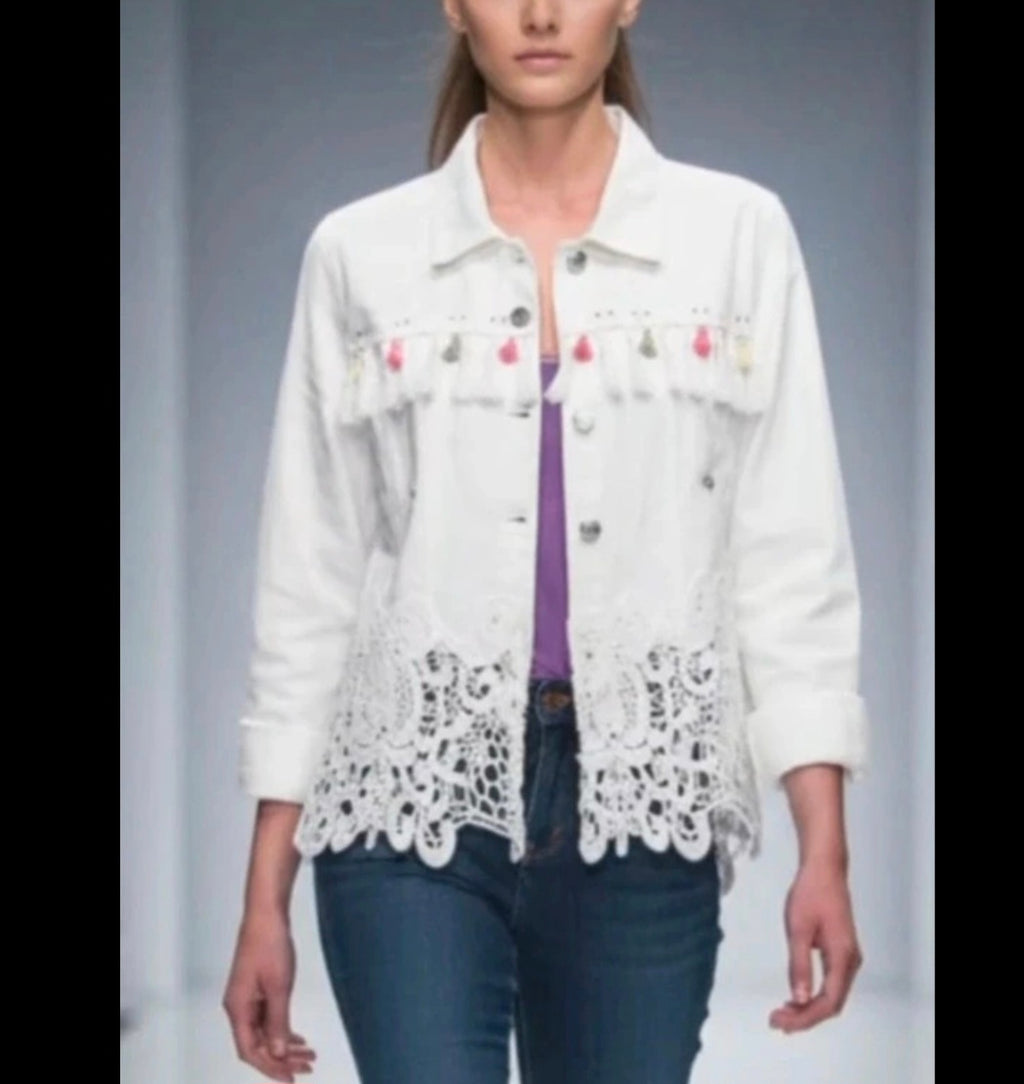 Chaqueta vaquera blanca bohemia talla L con borlas de colores boho chic | vaqueraspain