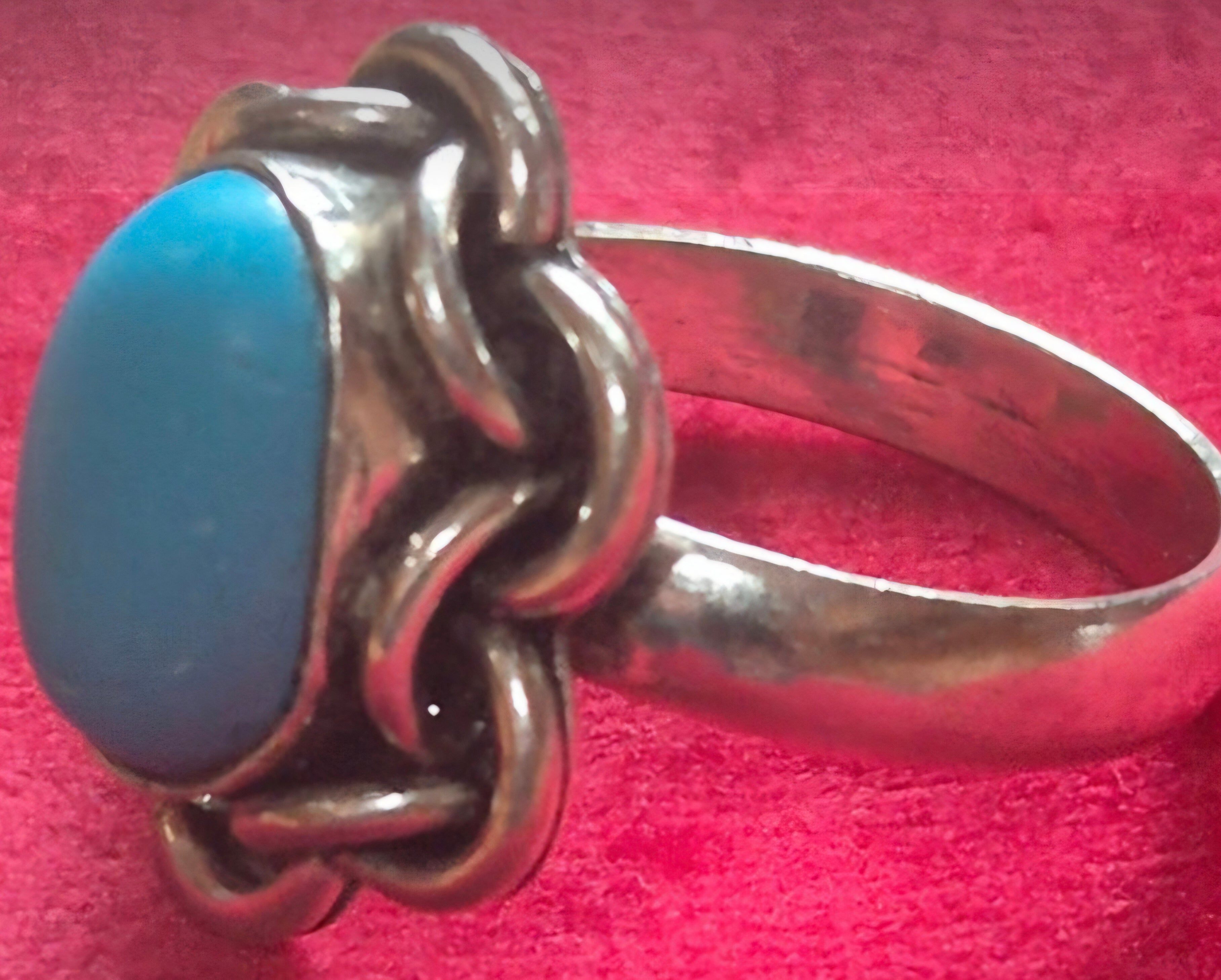 Vista lateral anillo vintage azul celeste silueta flor plata 925 | vaqueraspain