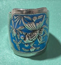 Detalle flor de loto y pez dorado anillo vintage bohemio plata 925 | vaqueraspain