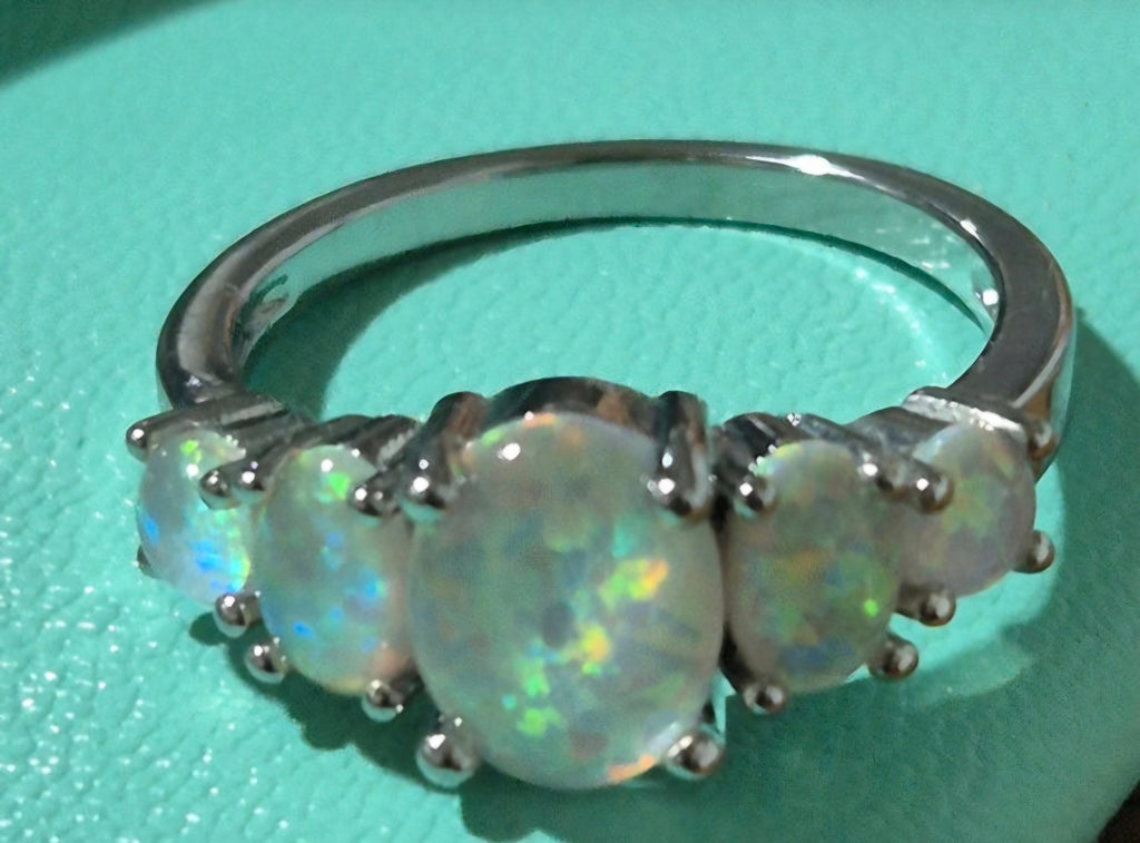 Anillo de diseño con 5 ópalos de fuego blancos talla 13,5 boho chic | vaqueraspain