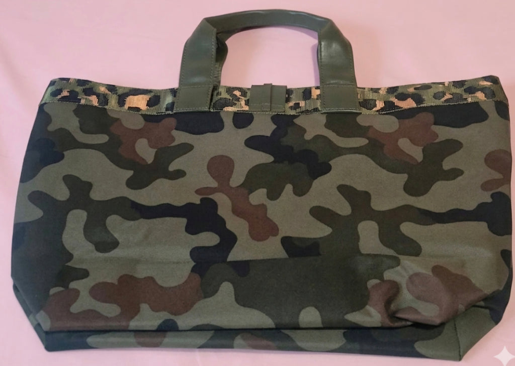 Vista lateral bolso tote camuflaje army chic bohemio vintage | vaqueraspain
