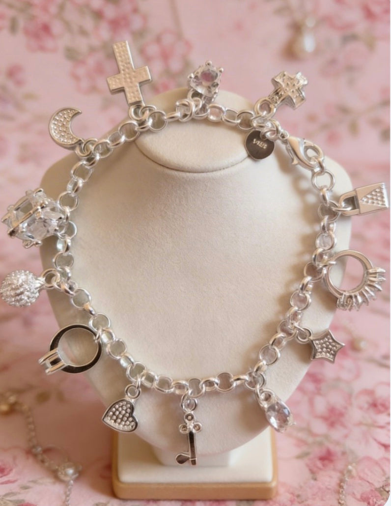 Pulsera romántica vintage contemporánea con dijes de plata 925 boho chic | vaqueraspain