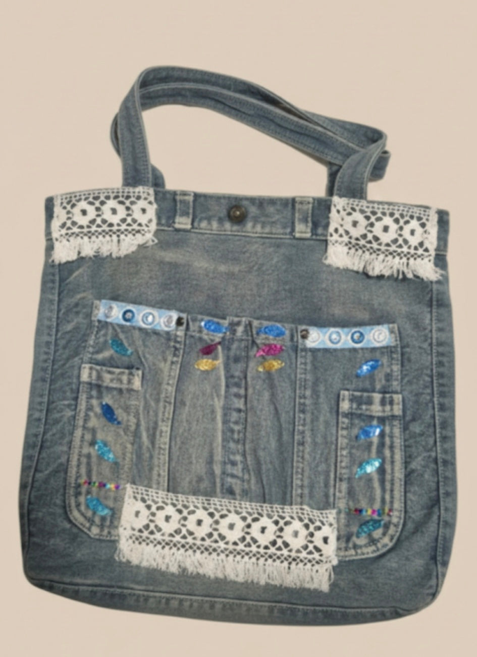 Bolso Tote boho chic bohemio con encajes blancos y detalles de hojas - vaqueraspain