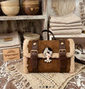 Bolso boho chic artesanal de antelina marrón