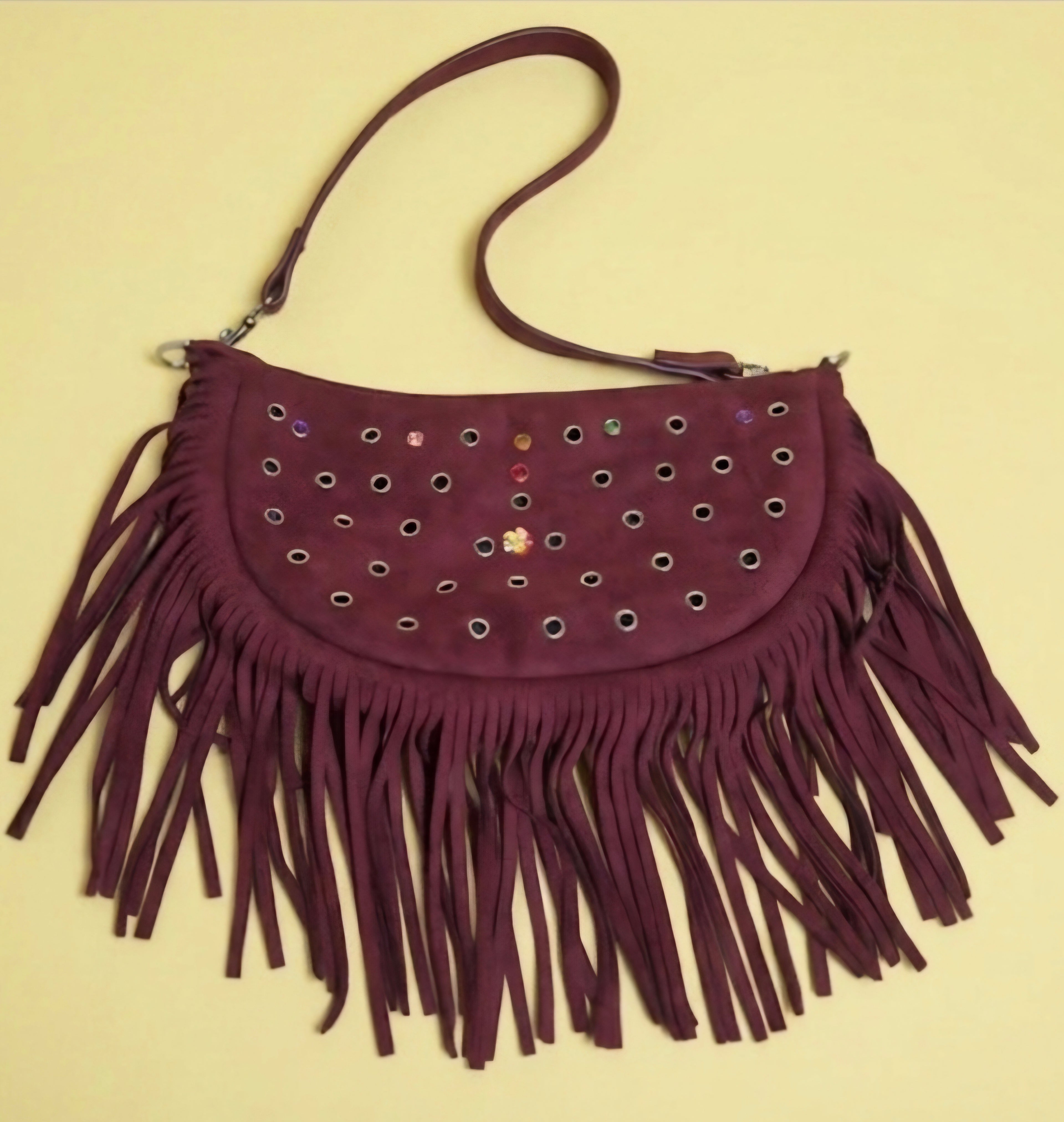 Bolso bohemio de flecos ante burdeos boho chic vintage artesanal | vaqueraspain