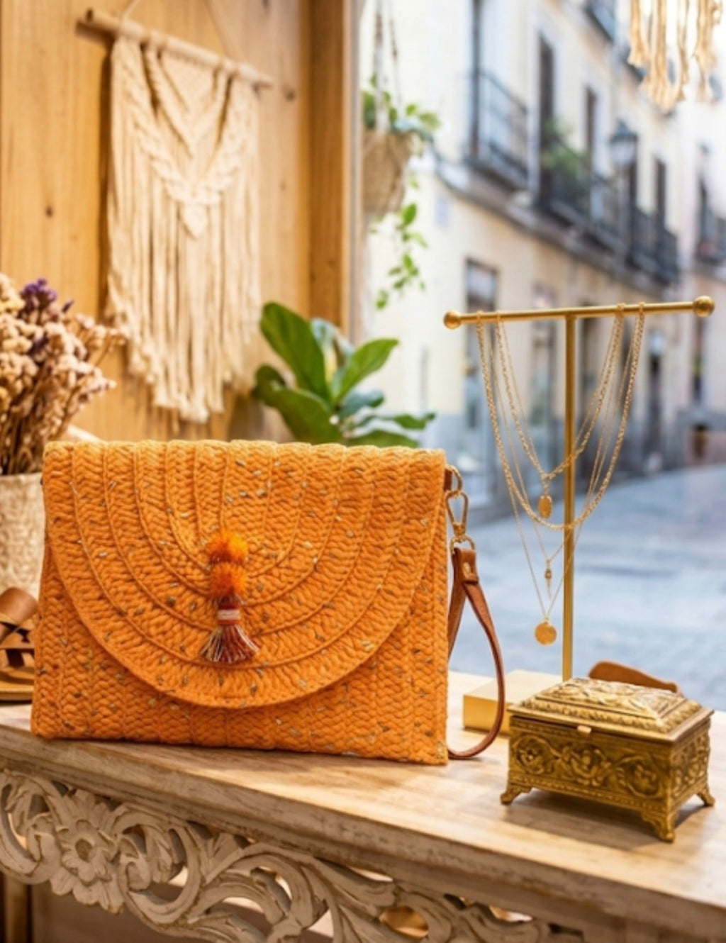 Bolso boho chic luminoso color naranja melocotón