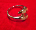 •  Detalle cabezas delfín anillo plata 925 joyería fina artesanal | vaqueraspain