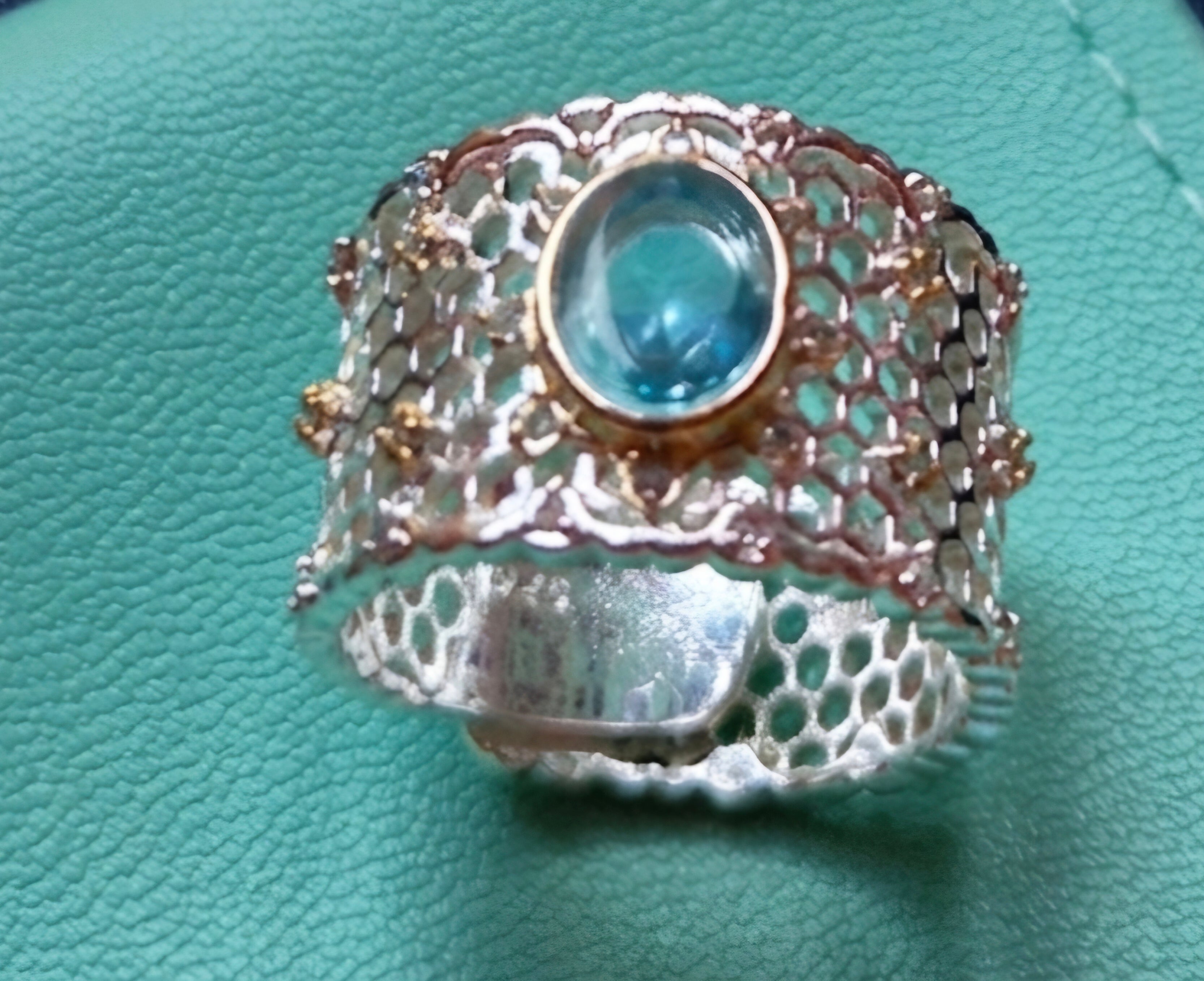 Anillo "panal de abeja" calado de plata 925