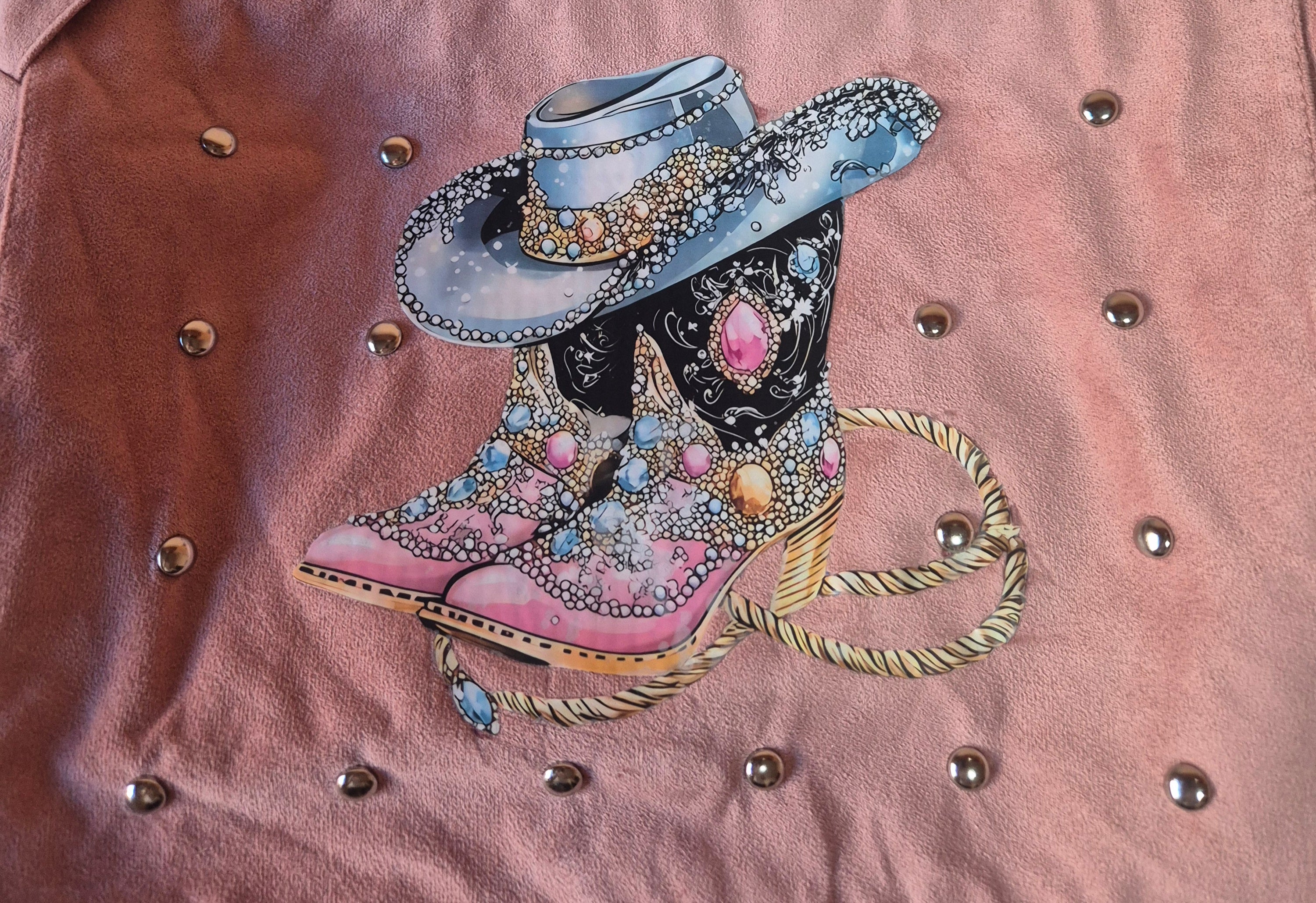 Bolso boho chic antelina rosa pastel bota vaquera vista lateral - vaqueraspain