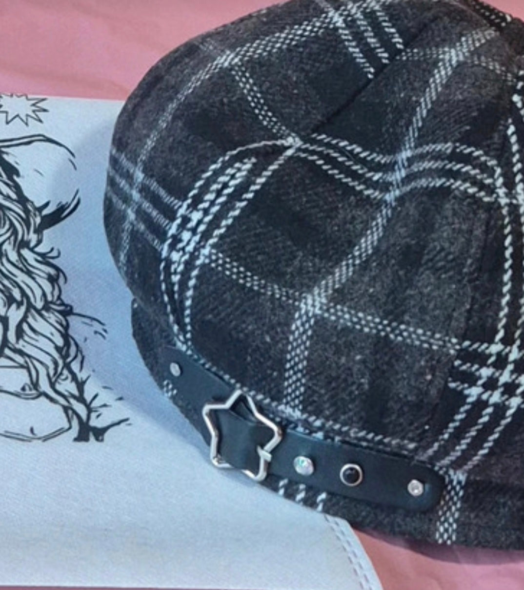 Vista frontal gorra cuadros escoceses estilo vintage | vaqueraspain

