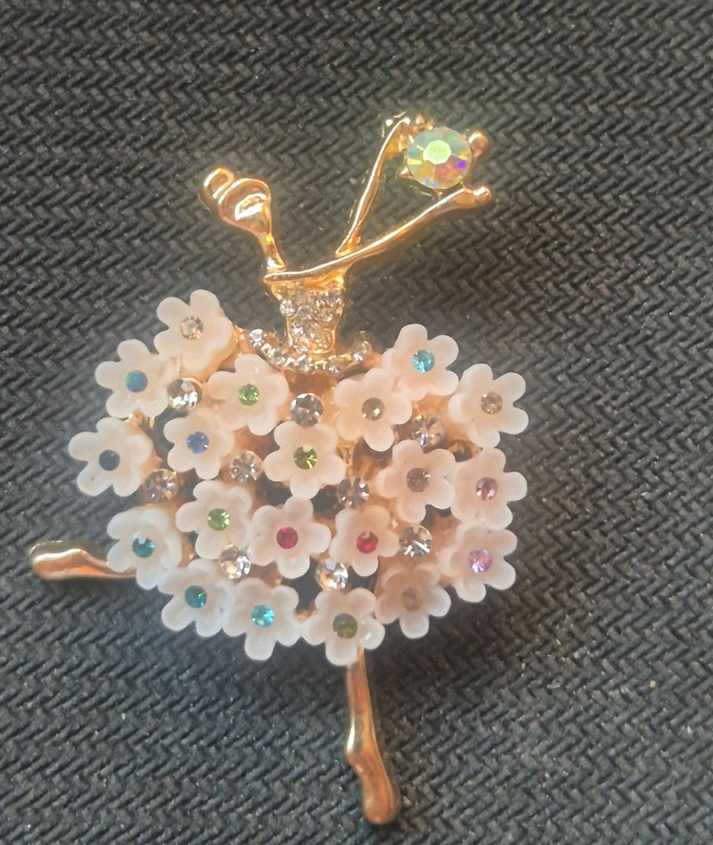 Broche bailarina de ballet metal dorado